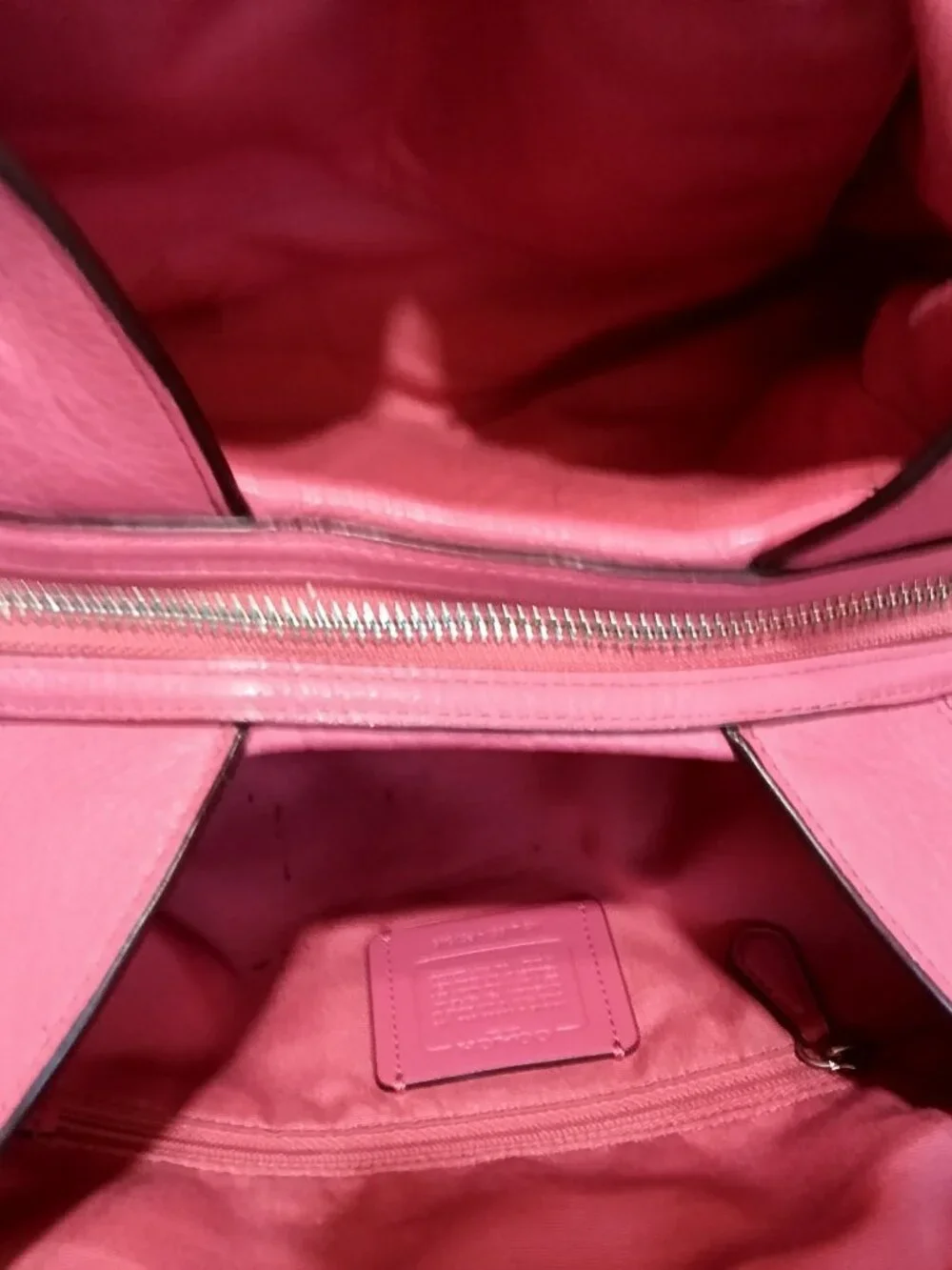 COACH LEXY Pebbled Leather Coral Rose Excellent Preowned Condition